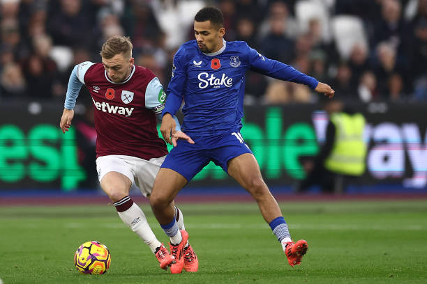 库切荣被迫 库切荣被迫